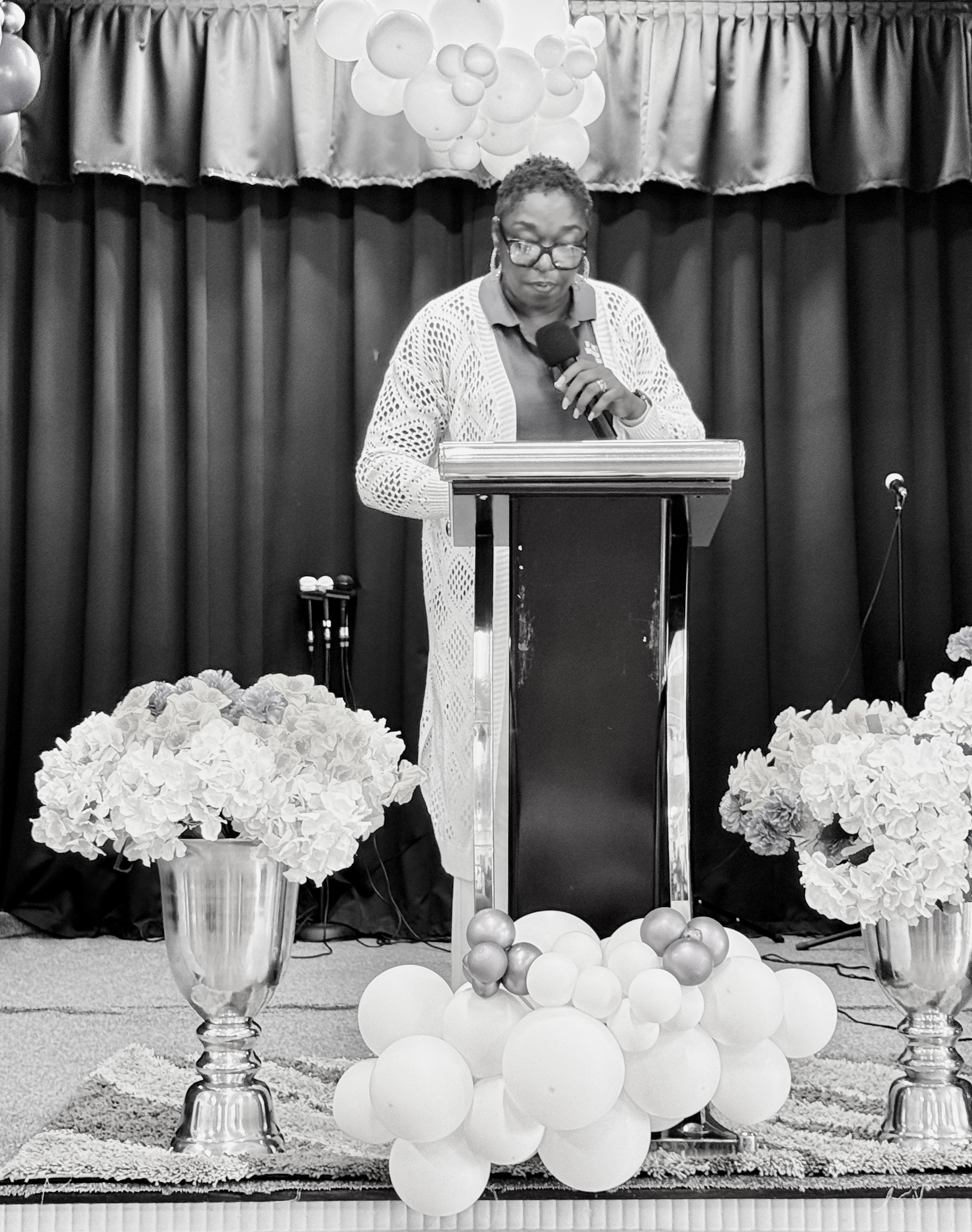 IF ONLY WOMEN CAN PRAY women in fellowship and worship